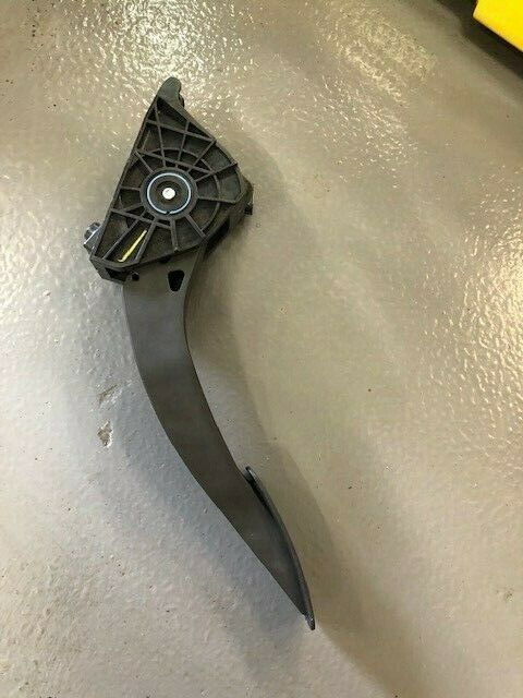 Vauxhall Insignia B (2018-) Accelerator Pedal New OE Part 84344893 84657613