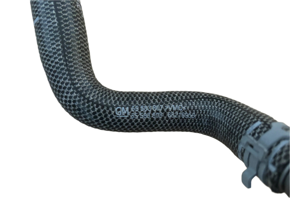 Vauxhall Insignia Mokka Adam Corsa Etc Petrol Oil Cooler Hose Outlet New OE Part 55583808