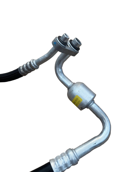 Vauxhall Astra J 1.6 Turbo Front A/C Hose Condenser To Pump New OE Part 13254572