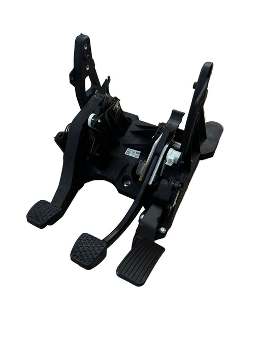 Vauxhall Astra K 1.6 Diesel Brake & Clutch Pedal Box Assembly New OE Part 39215859*