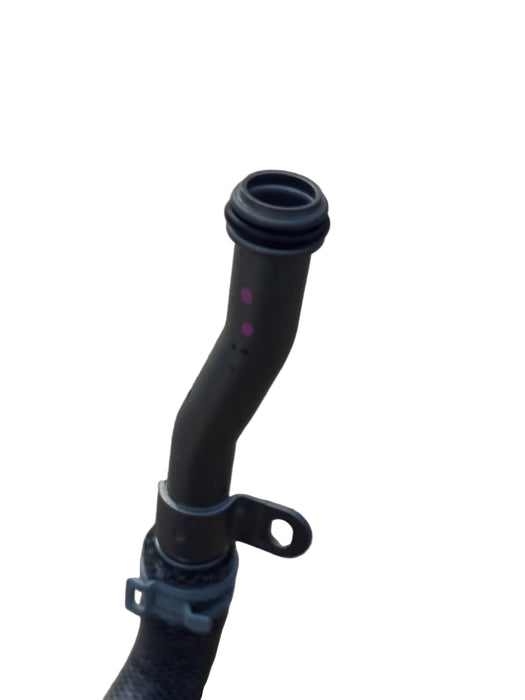 Vauxhall Insignia Mokka Adam Corsa Etc Petrol Oil Cooler Hose Outlet New OE Part 55583808