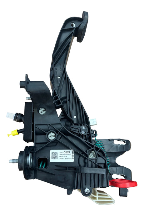 Vauxhall Insignia A Clutch Pedal New OE Part 84635089