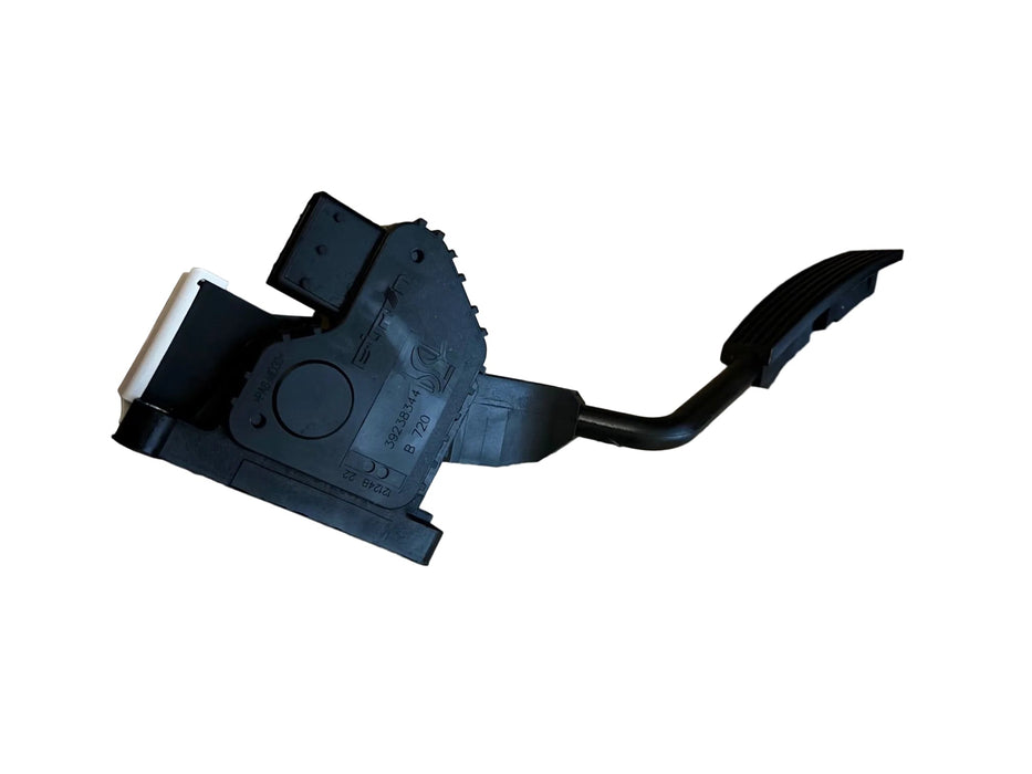 Vauxhall Corsa D & E Adam Manual Throttle Pedal  New OE Part 13435409. 39238344