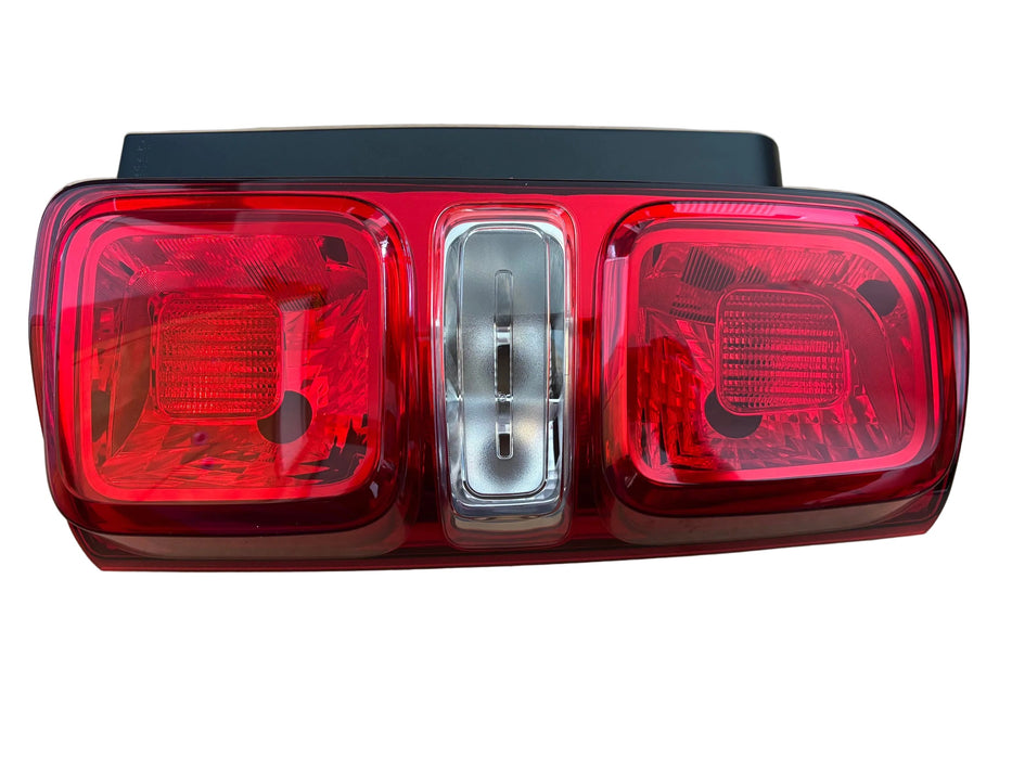 Vauxhall Vivaro C Rear Driver Side Outer Rear Light New 9808243080