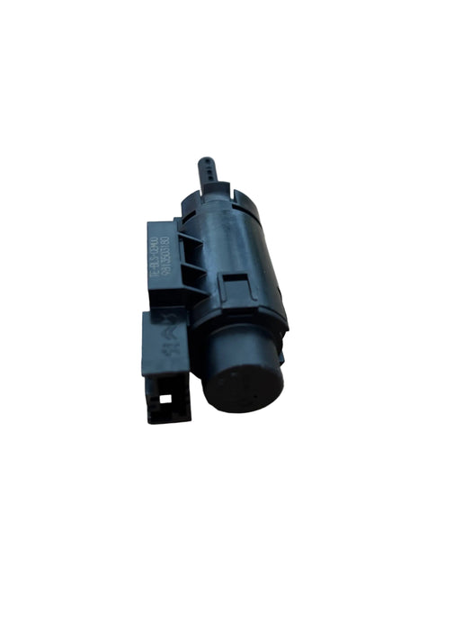 Vauxhall Astra Corsa Meriva Brake Light Switch New OE Part 9813503180