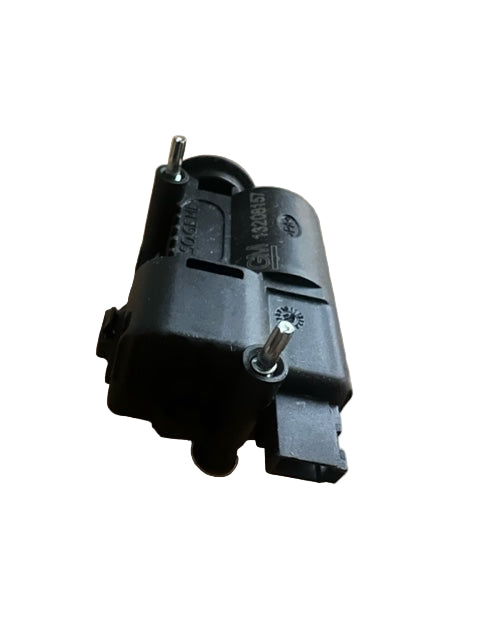 Vauxhall Corsa Astra locking Fuel Filler Flap Motor Switch New OE Part 13208157