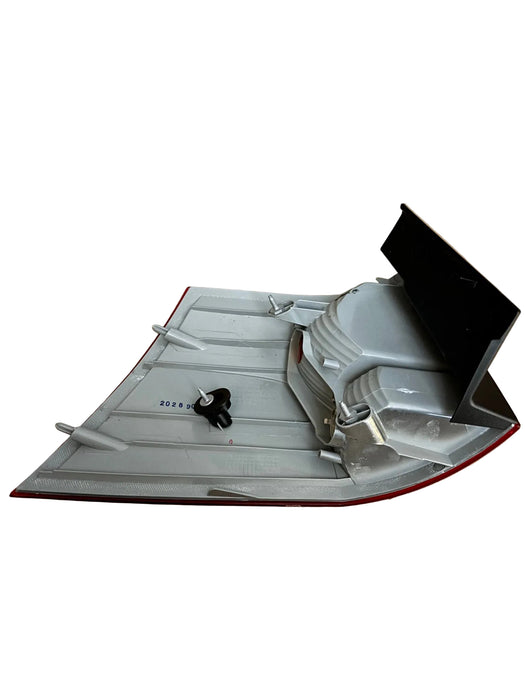 Vauxhall Vectra C Estate RH Outer Rear Light New Part 93177996