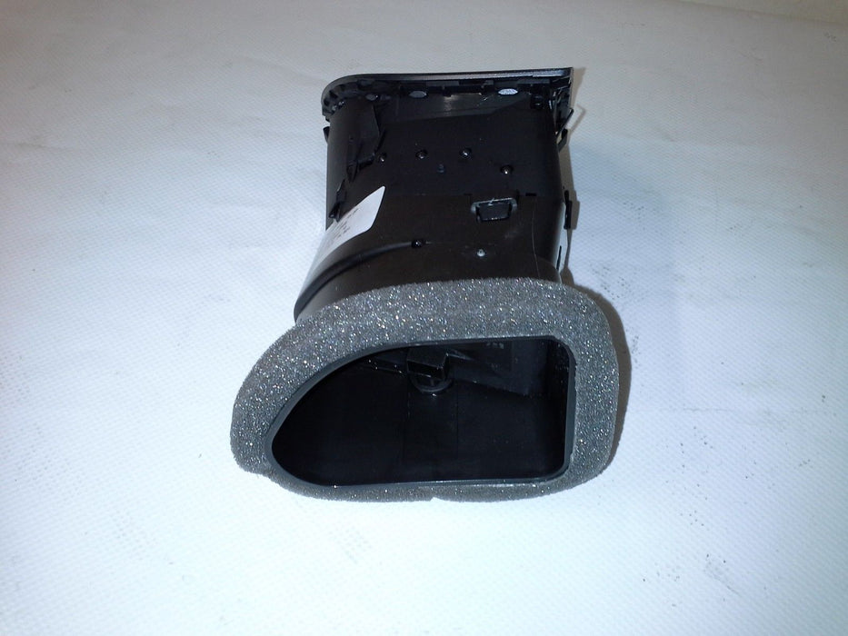 Vauxhall Astra J (2010-2015) Outer Drivers Side Air Vent Housing New OE Part 13440001