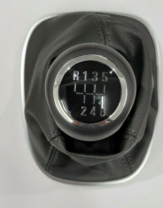 Vauxhall Corsa E 6 Speed Manual Gear Knob with Boot New OE Part 55505242*