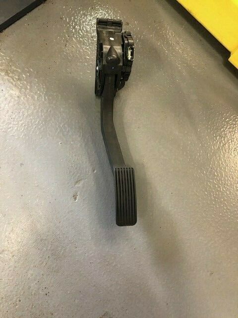 Vauxhall Insignia B (2018-) Accelerator Pedal New OE Part 84344893 84657613