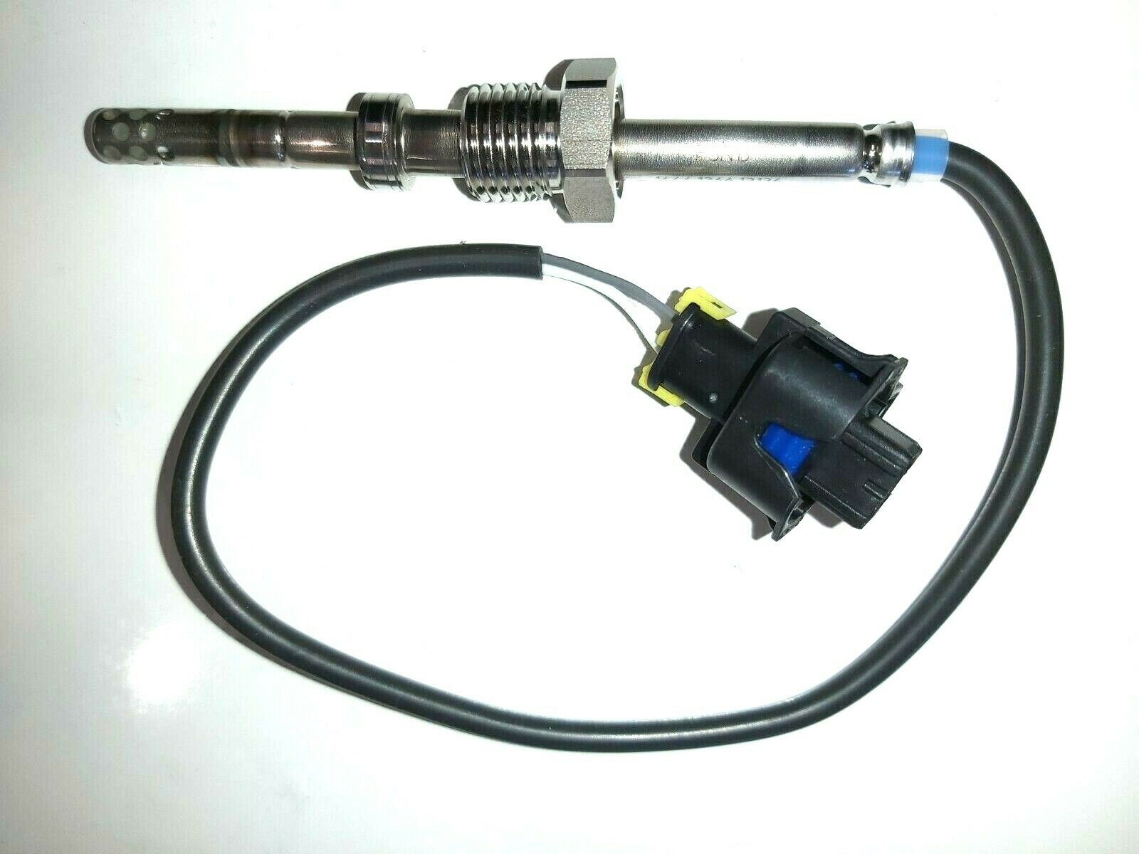 Vauxhall Antara 2.0 Diesel Exhaust Temperature Sensor Position 1 New OE Part 25183663*