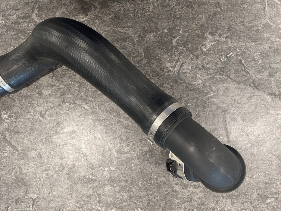 Vauxhall Insignia N/S 1.4 Petrol Turbo Intercooler Outlet Hose Pipe New OE Part 22837975