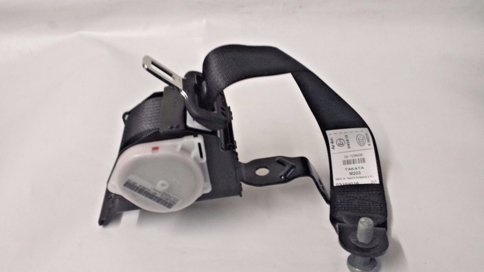 Vauxhall Insignia Estate Hatch Rear O/S & N/S Seat Belt New OE Part 13288436