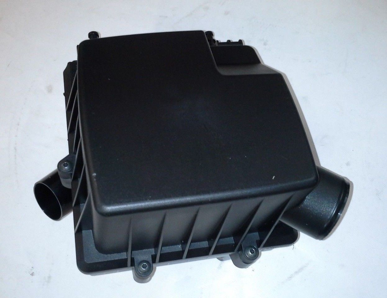 Vauxhall Corsa D 1.0 1.2 1.4 Airbox Complete with Filter New OE Part 55557185
