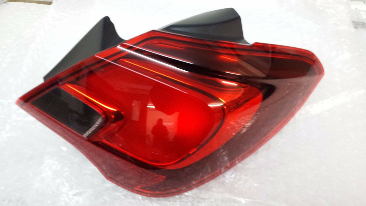 Vauxhall Corsa E (2015-) 5 Door Right Hand Rear light On Quarter Panel 13454497 39090648