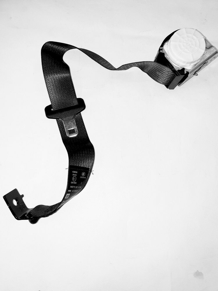 Vauxhall Astra K Centre Rear Seat Belt New OE Part 39041623